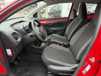 Toyota Aygo 1.0 VVT-i x picture 13