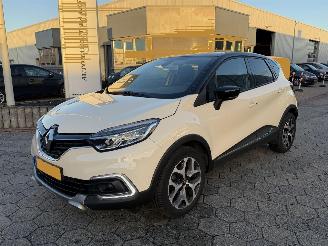 Damaged car Renault Captur 1.2 TCe Intens 2018/3