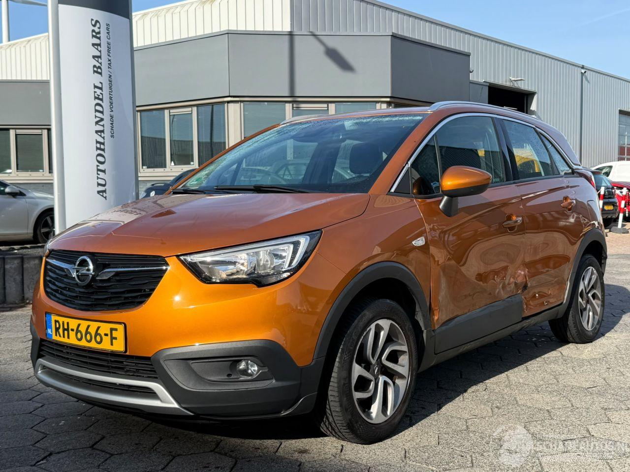 Opel Crossland X 1.2 Turbo Innovation