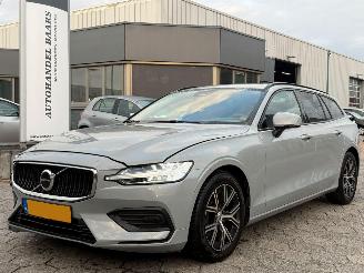 Damaged car Volvo V-60 2.0 B3 Essential Edition 2024/3
