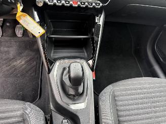 Peugeot 208 1.2 PureTech Style picture 20