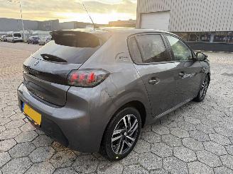Peugeot 208 1.2 PureTech Style picture 5
