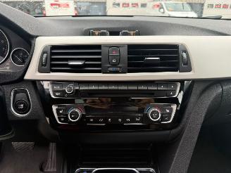 BMW 3-serie 330e Centennial High Executive picture 17