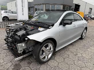 Vaurioauto  passenger cars Mercedes Cla-klasse Automaat Panoramadak 180 AMG Line 2023/10