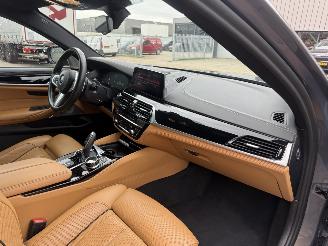 BMW 5-serie 540i Individual NAP High Executive Edition picture 21