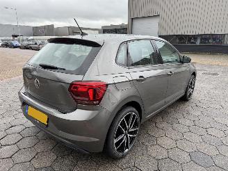 Volkswagen Polo 1.0 TSI Highline Automaat picture 4