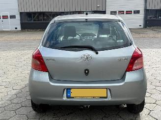 Toyota Yaris 1.3 VVTi Sol picture 5