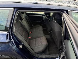 Volkswagen Passat Variant 1.6 TDI Highline AUTOMAAT picture 12