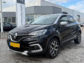 Vaurioauto  passenger cars Renault Captur 1.0 TCe Intens 2017/12