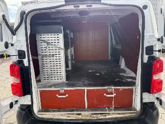 Peugeot Expert 1.5 BlueHDI 120 Standard Premium picture 10