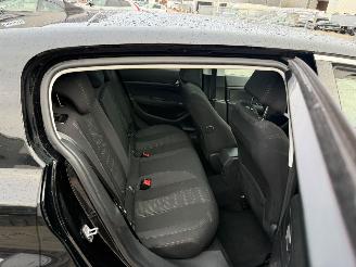 Peugeot 308 SW 1.2 PureTech Allure picture 13