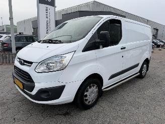 Schade bestelwagen Ford Transit Custom 270 2.2 TDCI L1H1 Trend 2015/10