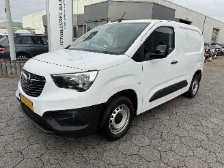 Unfall Kfz Van Opel Combo 1.5 BlueHDi 100 S&S L1 2024/6