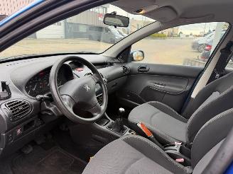 Peugeot 206 1.4 Forever picture 14