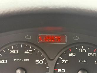Peugeot 206 1.4 Forever picture 17