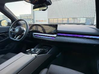 BMW i5 M Touring eDrive40 84 kWh picture 15