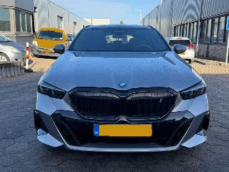 BMW i5 M Touring eDrive40 84 kWh picture 2