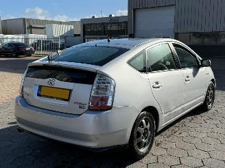 Toyota Prius 1.5 VVT-i picture 4