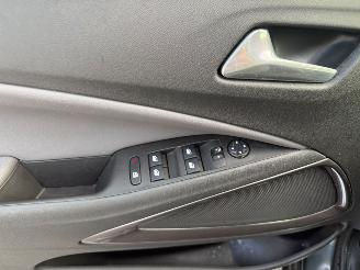Opel Crossland X 1.2 Turbo Innovation picture 17