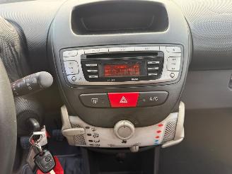 Toyota Aygo 1.0 VVT-i Dynamic Orange picture 20