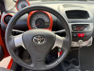 Toyota Aygo 1.0 VVT-i Dynamic Orange picture 18