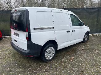 damaged commercial vehicles Volkswagen Caddy 2.0 TDI.  only carosserie with papers 2021/6