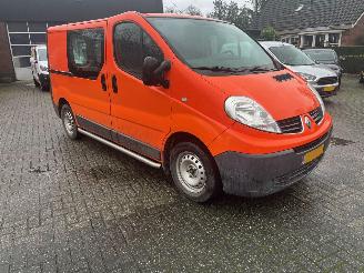 damaged commercial vehicles Renault Trafic 2.0 DCI t27 L1H1 2010/9