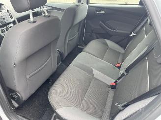 Ford Focus 1.6 TDCI  klima  NAVI picture 6