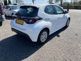 Toyota Yaris 1.5 HYBRID. ACTIVE AUTOMAAT. picture 3