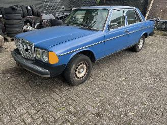  Mercedes 200-300D 300 D.AUTOMAAT   usa import. 1983/4