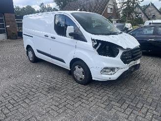 danneggiata veicoli commerciali Ford Transit Custom 2.0 TDCI L1H1 TREND. 2018/9