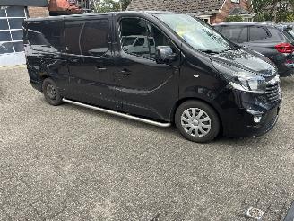 Schade bestelwagen Opel Vivaro 1.6 BI TURBO LANG L2H1 2016/9