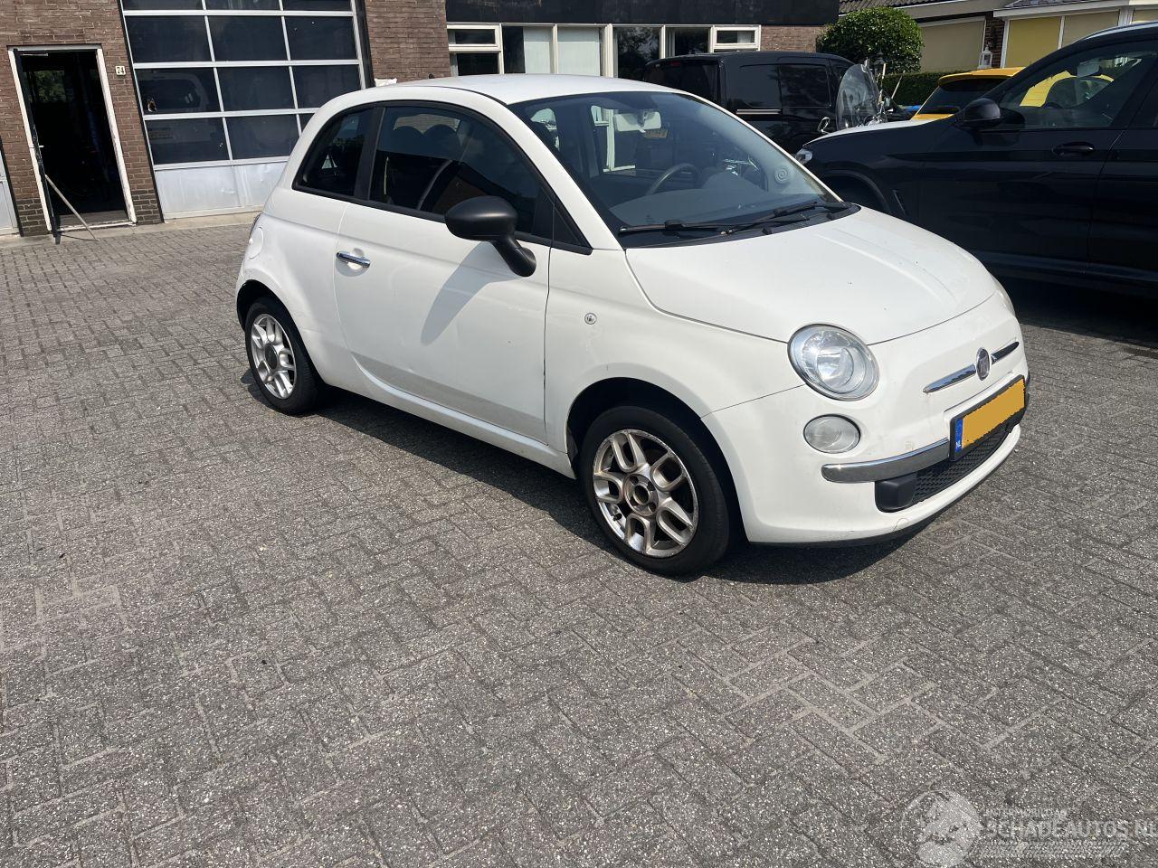 Fiat 500 1.2 POP.  MOTORSCHADE !!