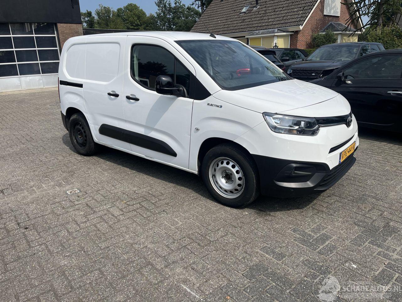Toyota Proace CITY AUTOMAAT  50 KWH