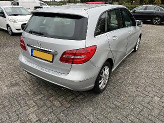 Mercedes B-klasse 180 AUTOMAAT. AMBITION. picture 3