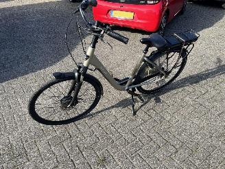 Schade fiets Stella  Vicenza  elektrisch  damesfiets. 2020/5