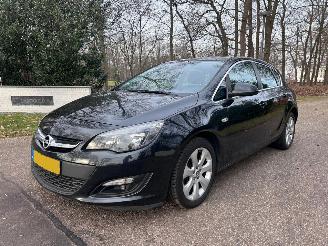 škoda osobní automobily Opel Astra 1.4 Turbo Blitz. 2014/8