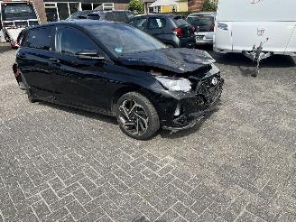 Unfallwagen Hyundai I-20 1.0 EDITION PLUS 2021/10
