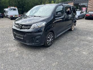 uszkodzony samochody osobowe Opel Vivaro vivaro Zafira 2.0 CDTI L3 H1 9 persoons 2022/11