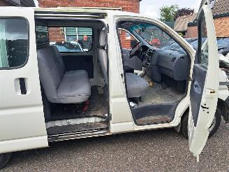 Toyota Hi-Ace 2.5 D-4D dubbel cabine picture 6