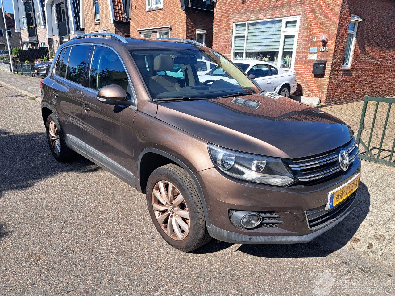 Volkswagen Tiguan 1.4 tsi sport&style