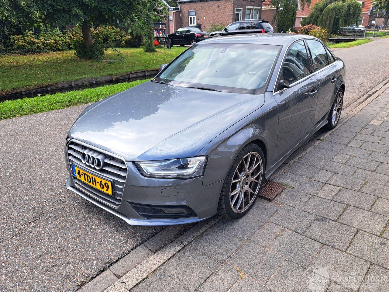 Audi A4 1.8 TFSi S line LIMOUSINE