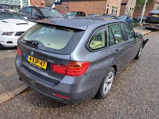 BMW 3-serie 316i touring automaat picture 5