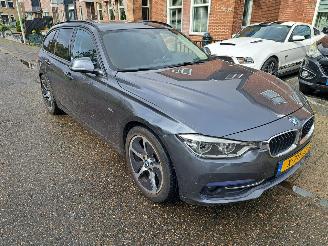 BMW 3-serie 320i touring sport automaat picture 2