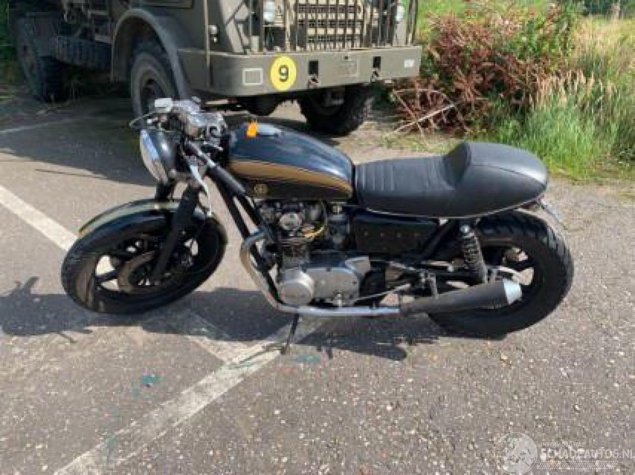 Yamaha Alle 850