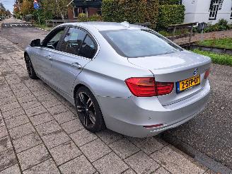 BMW 3-serie 320i high exec.automaat picture 5