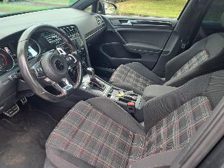 Volkswagen Golf 2.0 TSI GTI automaat picture 3
