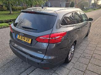 Ford Focus 10.i titanium picture 4