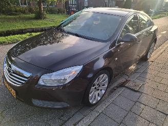 uszkodzony samochody osobowe Opel Insignia LIMOUSINE HB 1.4T 2012/9