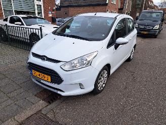 skadebil auto Ford B-Max 1.0i 2017/1